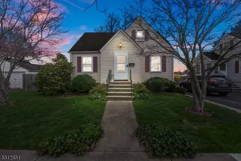 428 Carleton St, Bound Brook, NJ 08805