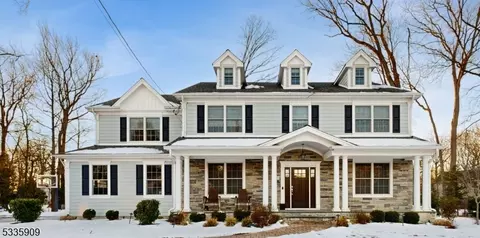 35 Plymouth Rd, Westfield, NJ 07090
