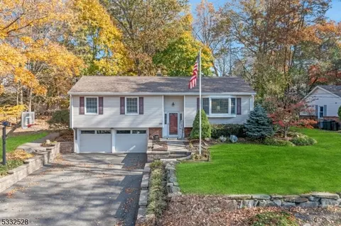 196 High Crest Dr, West Milford, NJ 07480