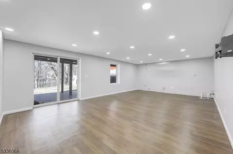 114 Point View Pkwy, Wayne, NJ 07470 photo 33