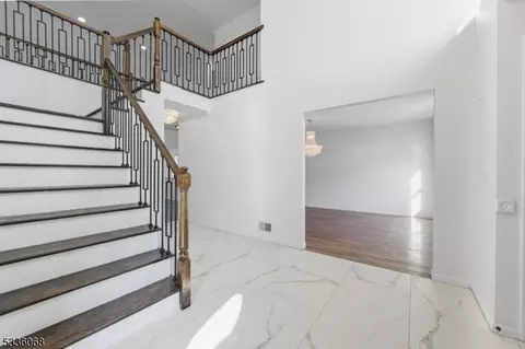 114 Point View Pkwy, Wayne, NJ 07470 photo 8
