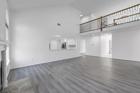 114 Point View Pkwy, Wayne, NJ 07470 photo 14