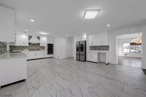 114 Point View Pkwy, Wayne, NJ 07470 photo 17