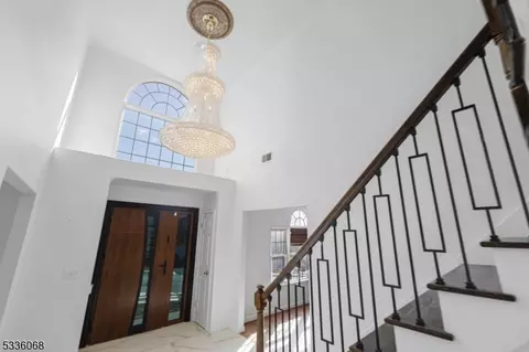 114 Point View Pkwy, Wayne, NJ 07470 photo 6