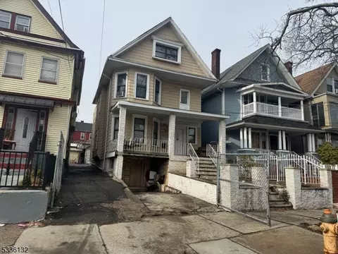 290 Woodside Ave, Newark, NJ 07104