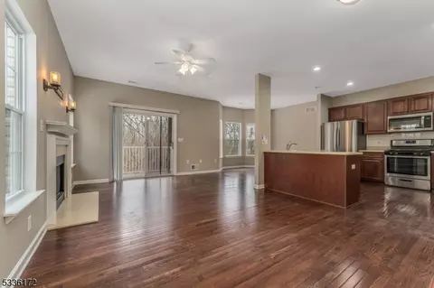 74 Pinehurst Dr, Washington, NJ 07882 photo 3