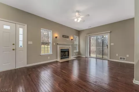 74 Pinehurst Dr, Washington, NJ 07882 photo 2