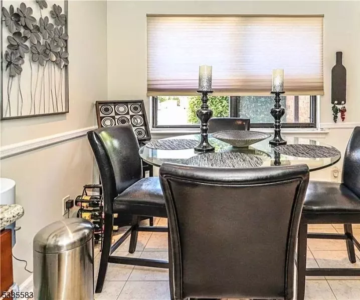  312 Sharon Garden Ct #312, Woodbridge Twp, NJ 07095 photo 16