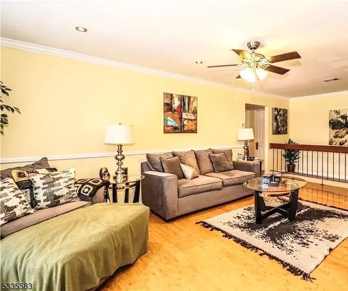  312 Sharon Garden Ct #312, Woodbridge Twp, NJ 07095 photo 12