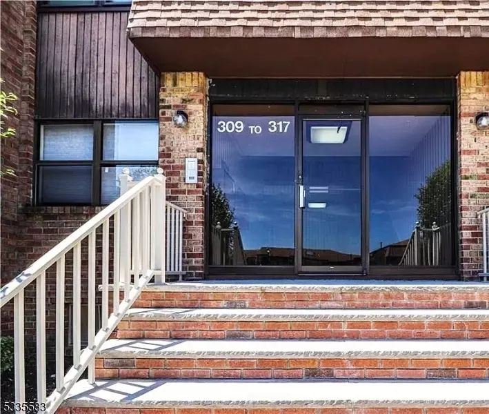  312 Sharon Garden Ct #312, Woodbridge Twp, NJ 07095 photo 23