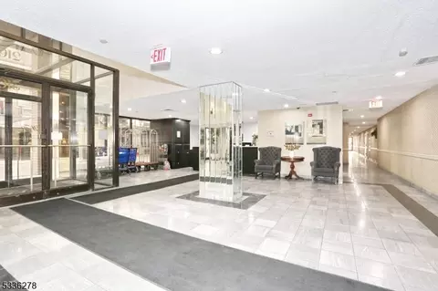 316 Prospect Ave #6A, Hackensack, NJ 07601 photo 12