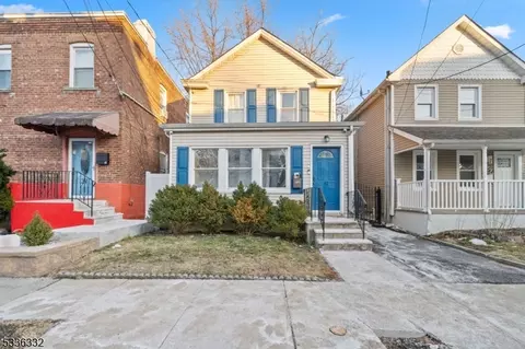 17 Thomas St, Bloomfield, NJ 07003