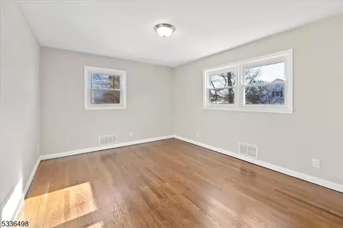 8 Glenview Rd, Nutley, NJ 07110 photo 20