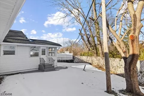8 Glenview Rd, Nutley, NJ 07110 photo 33