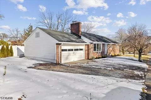 8 Glenview Rd, Nutley, NJ 07110 photo 2
