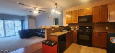 400 E Front St #215, Plainfield, NJ 07060 photo 4