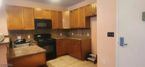 400 E Front St #215, Plainfield, NJ 07060 photo 2