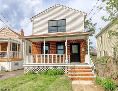 101 Carlton Ave, East Rutherford, NJ 07073