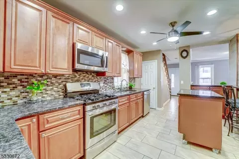717 E 6th St, Plainfield, NJ 07062 photo 8
