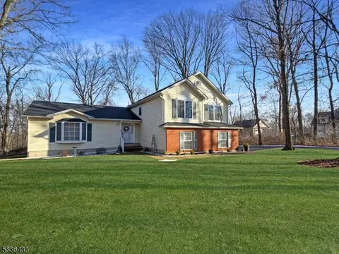 38 Featherbed Ln, Flemington, NJ 08822 photo 2