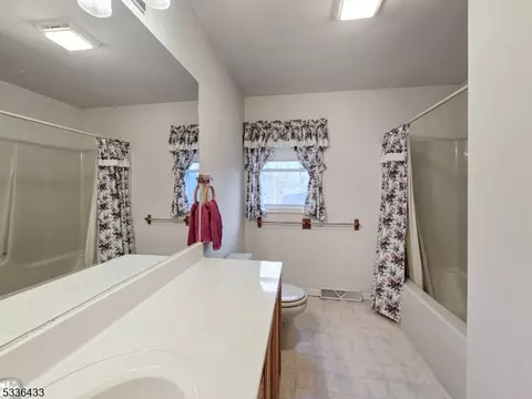 38 Featherbed Ln, Flemington, NJ 08822 photo 18
