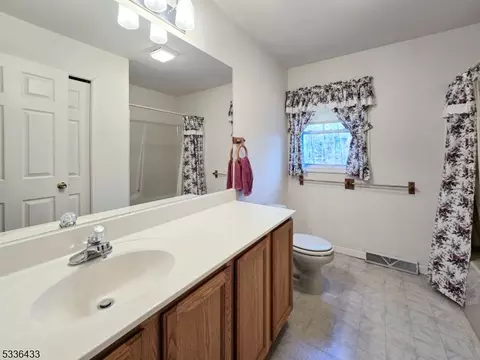 38 Featherbed Ln, Flemington, NJ 08822 photo 19