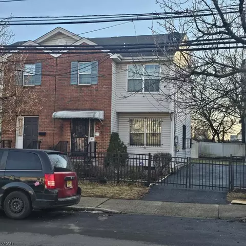 533 15th Ave, Newark, NJ 07103