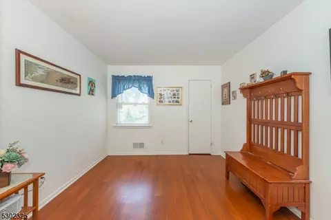 79 Mountain Ave, Mendham Boro, NJ 07945 photo 20