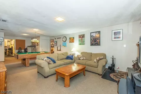 79 Mountain Ave, Mendham Boro, NJ 07945 photo 10