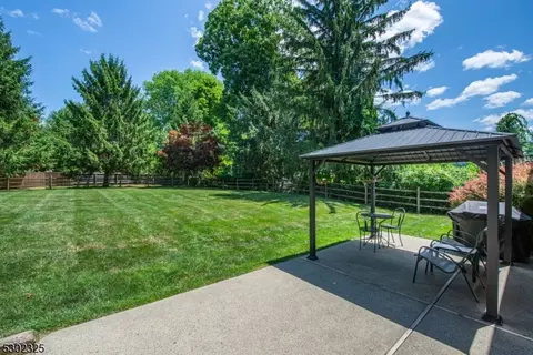 79 Mountain Ave, Mendham Boro, NJ 07945 photo 28