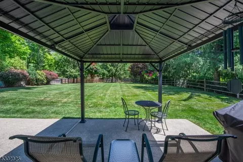 79 Mountain Ave, Mendham Boro, NJ 07945 photo 29