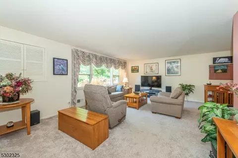 79 Mountain Ave, Mendham Boro, NJ 07945 photo 6