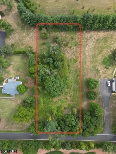 118 Cortelyou Ln, Franklin Twp, NJ 08873