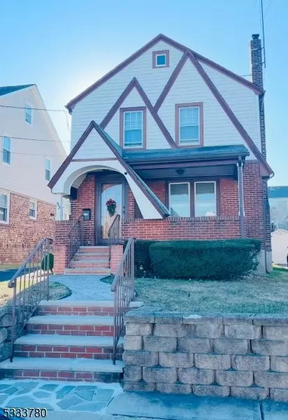 51 Berkeley Ave, Belleville, NJ 07109