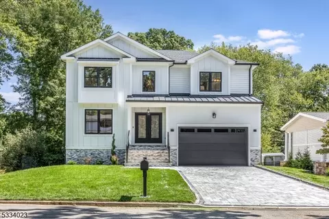52 Estella Ave, Caldwell, NJ 07006