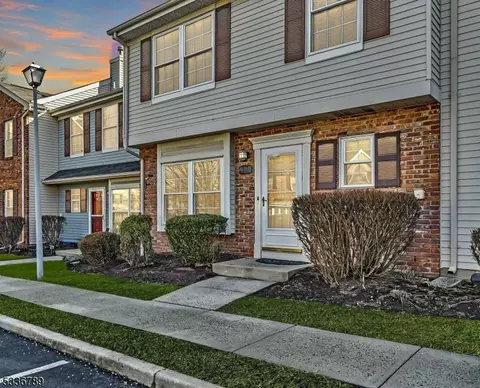 419 Cheshire Ct, Somerset, NJ 08873