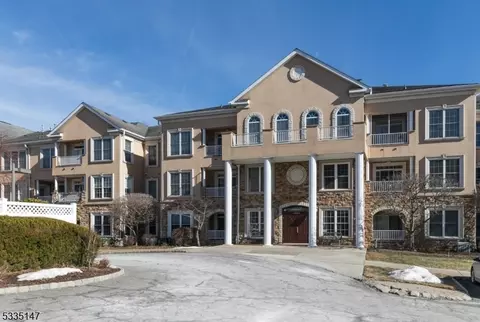 1304 Clinton Ln #304, Rockaway, NJ 07866