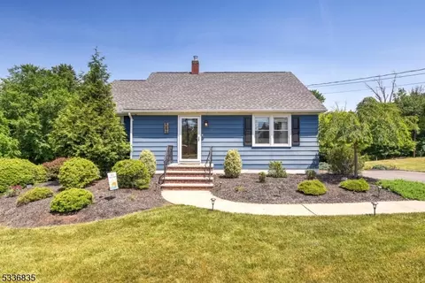 346 Vanderveer Rd, Bridgewater, NJ 08807