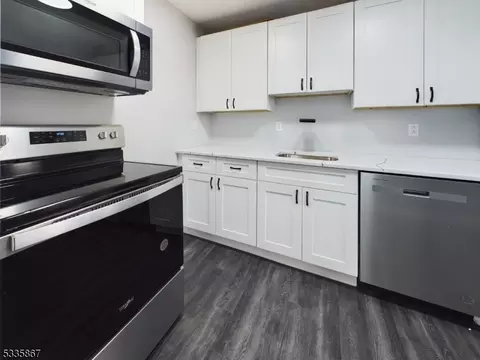 10 N Wood Ave #623, Linden, NJ 07036