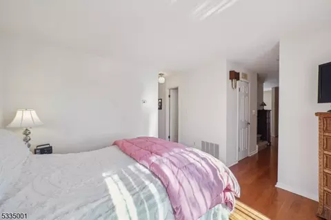 28 Valley View Dr, Bernards, NJ 07920 photo 17