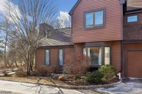 28 Valley View Dr, Bernards, NJ 07920 photo 3