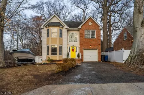 70 Abbond Ct, Plainfield, NJ 07063