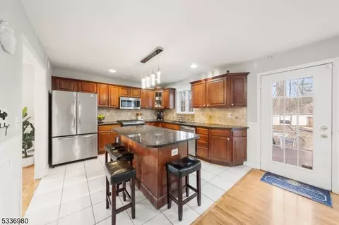 70 Abbond Ct, Plainfield, NJ 07063 photo 7