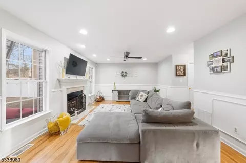 70 Abbond Ct, Plainfield, NJ 07063 photo 8