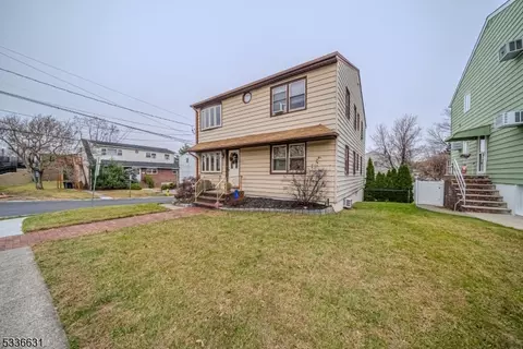 1 Taft Ave, Woodland Park, NJ 07424