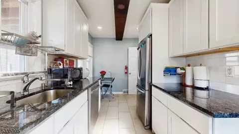 552 Lorraine Ave, Middlesex, NJ 08846 photo 6