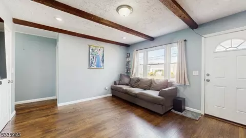 552 Lorraine Ave, Middlesex, NJ 08846 photo 5