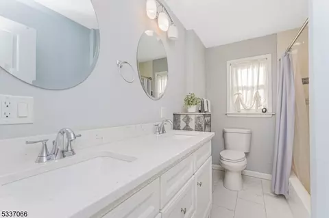 154 E 10th Ave, Roselle, NJ 07203 photo 12