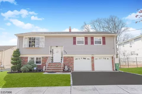 154 E 10th Ave, Roselle, NJ 07203