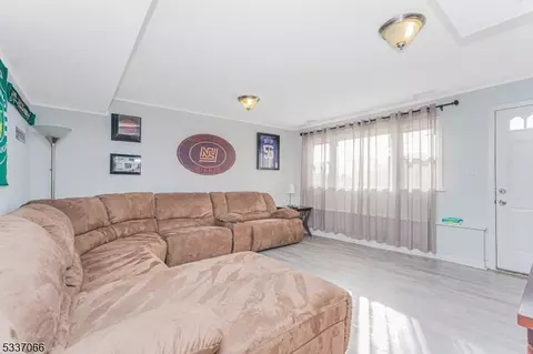 154 E 10th Ave, Roselle, NJ 07203 photo 18